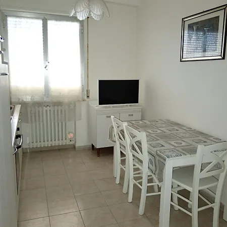 Montreal Apartment *